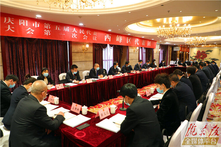 【聚焦兩會·圖集】履職盡責展風采，市人大代表分團審議市人大常委會和市法檢兩院工作報告