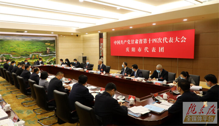 尹弘?yún)⒓討c陽(yáng)市代表團(tuán)討論時(shí)強(qiáng)調(diào)：緊盯“六新”目標(biāo)抓落實(shí)見(jiàn)行動(dòng)，有力支撐全省經(jīng)濟(jì)社會(huì)高質(zhì)量發(fā)展