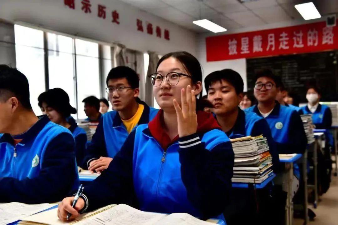勵志！暖心！寧縣二中“高位截肢”女孩鞏瑜圓夢西北師大
