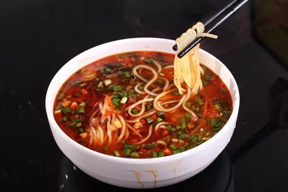 吃完天水麻辣燙？下一站，慶陽饸饹面！