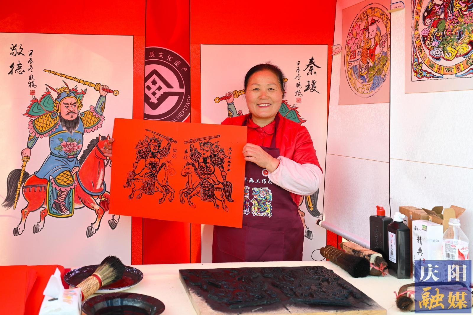 【慶陽(yáng)年味·攝影報(bào)道】?慶陽(yáng)年貨節(jié)重磅開啟，非遺好物大集結(jié)！
