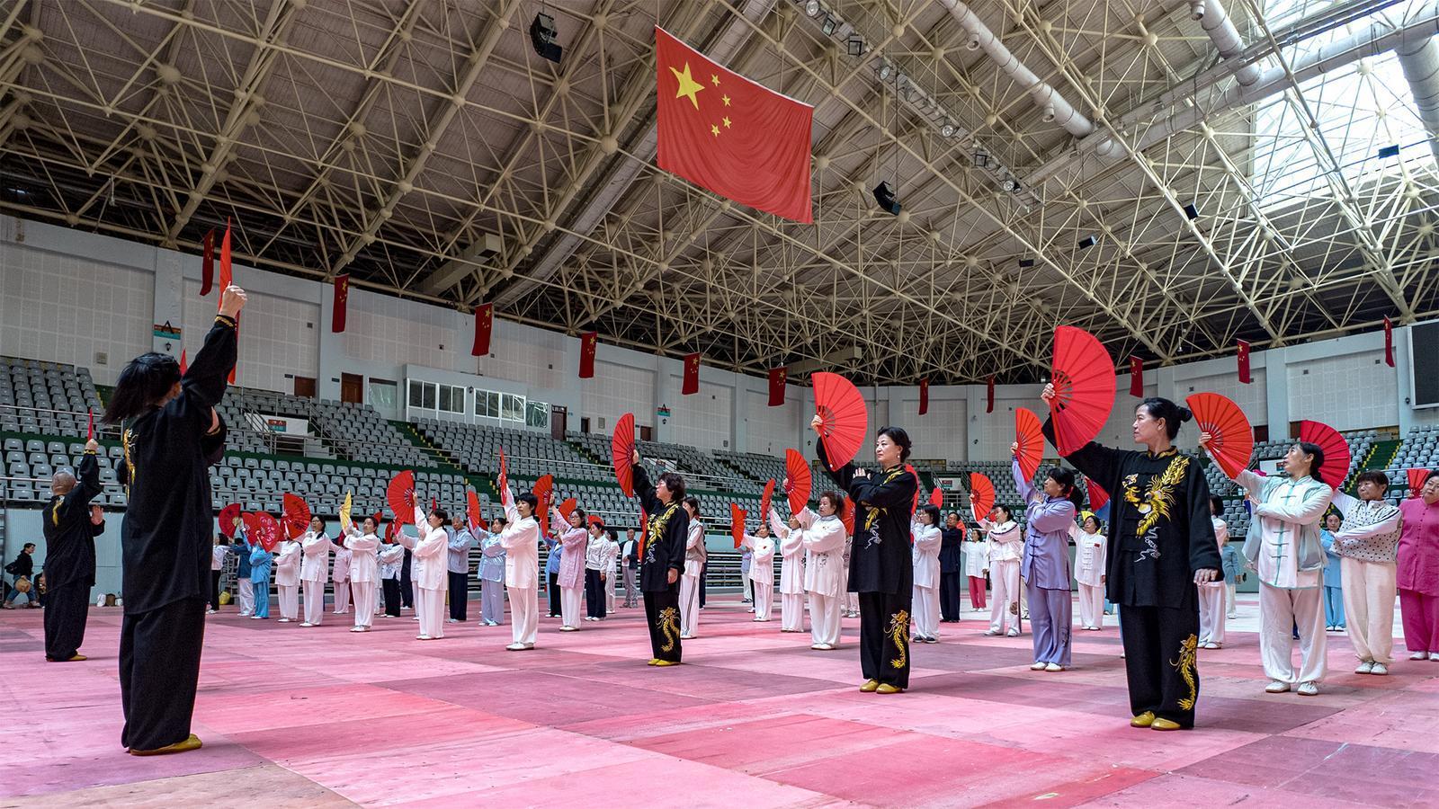 【圖說慶陽】“體育+非遺！慶陽30場太極公益課掀起‘動(dòng)靜相宜’健康潮”